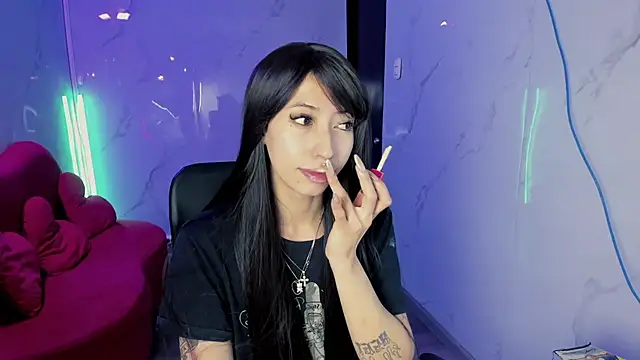 Snapshot of LilithCooperr_ chatting on 05-15-26, 03:37 LilithCooperr online show from 05-15-26, 03:37