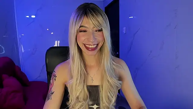 Snapshot of LilithCooperr_ chatting on 05-24-26, 03:28 LilithCooperr online show from 05-24-26, 03:28