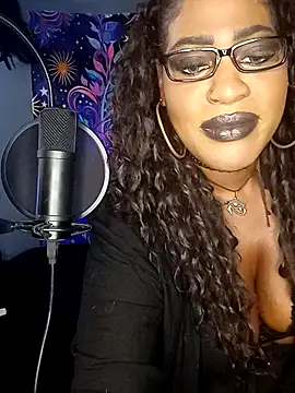 AmazonianMistress online show from 10-26-25, 05:13