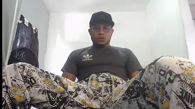 grandominantex1 online show from 10-18-25, 07:38