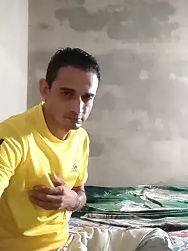 Snapshot of mapachon81 chatting on 10-28-25, 06:12 mapachon81 online show from 10-28-25, 06:12