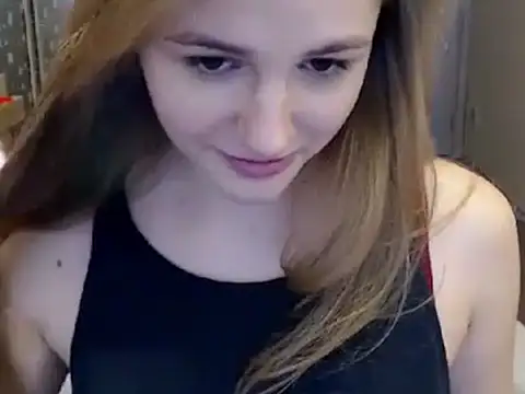 ellawillow online show from 06-17-26, 07:02