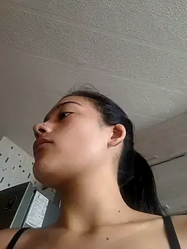 Snapshot of littlemelii chatting on 01-19-25, 03:53 littlemelii online show from 01-19-25, 03:53