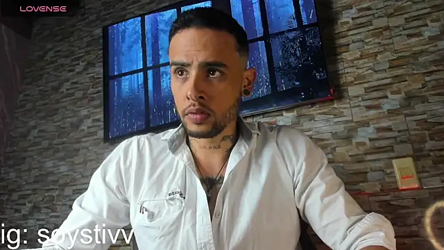 Snapshot of Seth_Owner chatting on 12-23-25, 02:11 Seth Owner online show from 12-23-25, 02:11