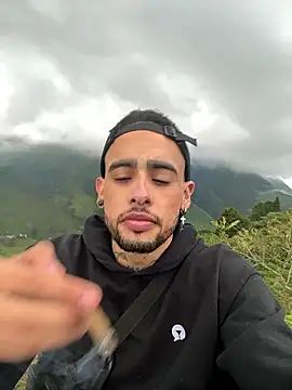 Snapshot of Seth_Owner chatting on 01-10-26, 10:16 Seth Owner online show from 01-10-26, 10:16