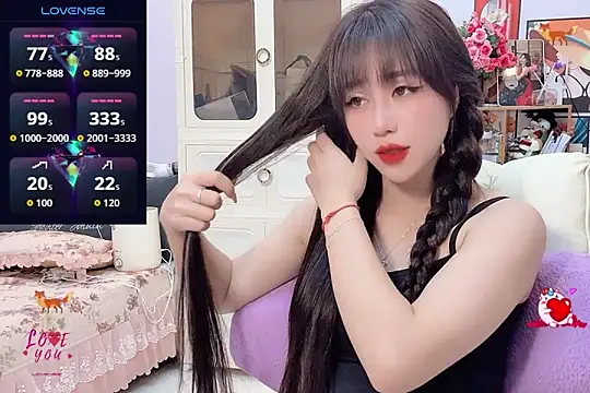 Snapshot of _LLisa_ chatting on 09-13-25, 02:55 LLisa online show from 09-13-25, 02:55