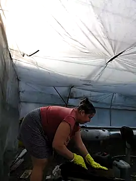 Snapshot of EmmaSquirt chatting on 02-26-25, 11:32 EmmaSquirt online show from 02-26-25, 11:32