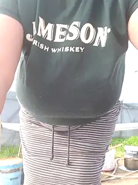 Snapshot of EmmaSquirt chatting on 03-05-25, 09:05 EmmaSquirt online show from 03-05-25, 09:05