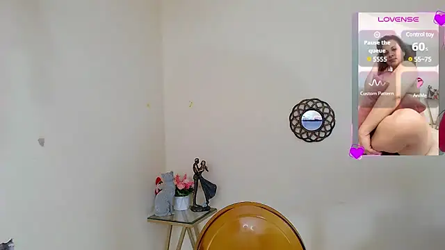 sofia valeriaa online show from 02-11-25, 12:49