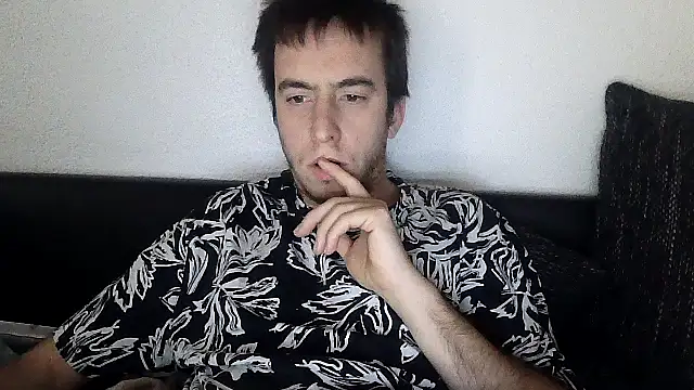 Drummer112 online show from 10-23-25, 09:52