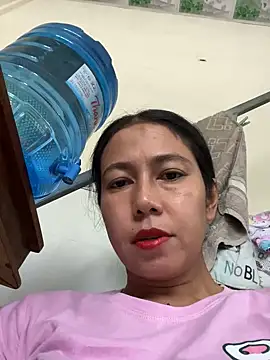 2HotAsain4u online show from 02-10-25, 01:24