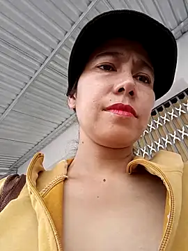 2HotAsain4u online show from 12-19-25, 02:04