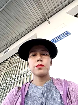 2HotAsain4u online show from 04-23-26, 01:12