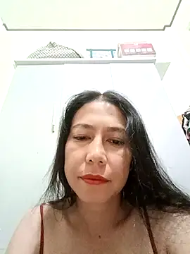 Snapshot of 2HotAsain4u chatting on 05-02-26, 11:32 2HotAsain4u online show from 05-02-26, 11:32