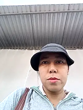 2HotAsain4u online show from 12-16-25, 01:43