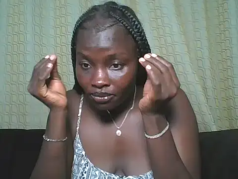 Mon cherrie  online show from 01-11-26, 07:48