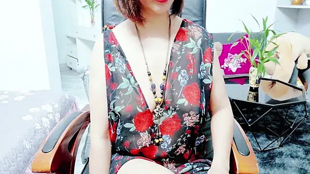 Snapshot of Miu-Le chatting on 06-29-26, 08:32 Miu-Le online show from 06-29-26, 08:32