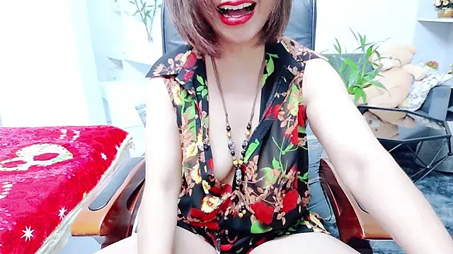 Snapshot of Miu-Le chatting on 06-02-26, 10:32 Miu-Le online show from 06-02-26, 10:32