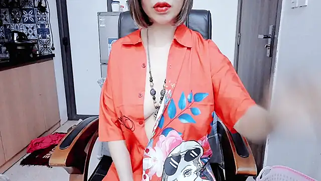 Miu-Le online show from 12-18-25, 08:19