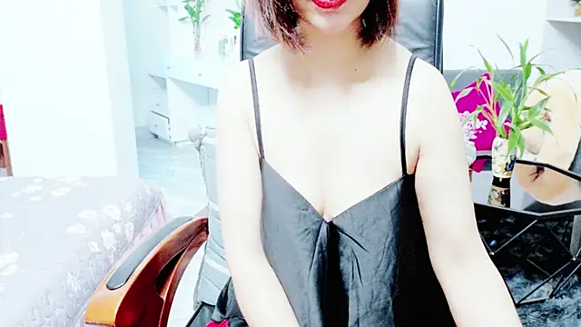 Snapshot of Miu-Le chatting on 06-27-26, 10:21 Miu-Le online show from 06-27-26, 10:21