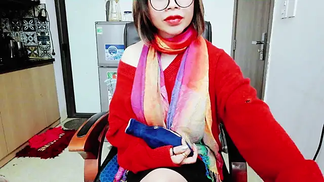 Miu-Le online show from 12-15-25, 07:20