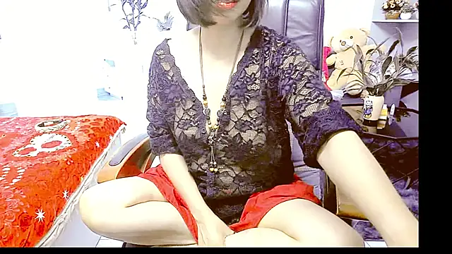 Snapshot of Miu-Le chatting on 05-11-26, 08:38 Miu-Le online show from 05-11-26, 08:38