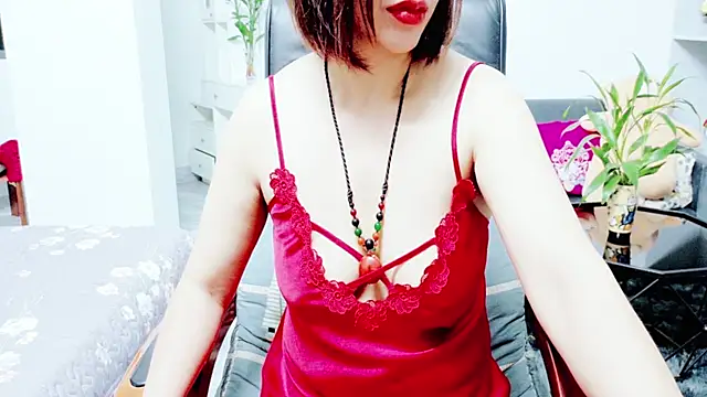 Snapshot of Miu-Le chatting on 06-26-26, 06:03 Miu-Le online show from 06-26-26, 06:03