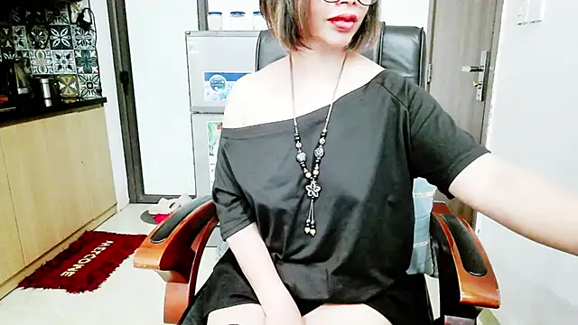 Miu-Le online show from 11-02-25, 08:36