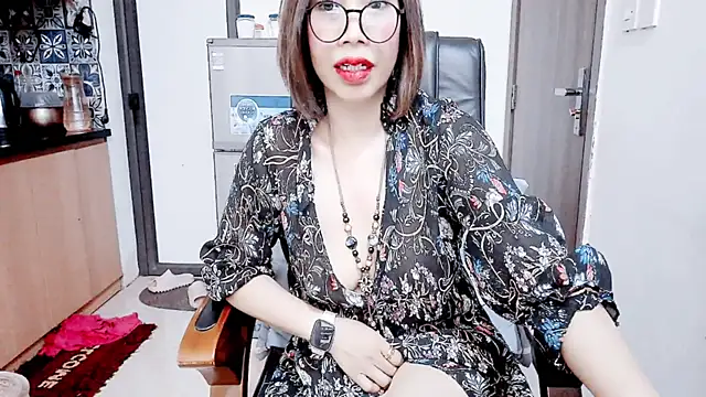 Miu-Le online show from 12-20-25, 12:13