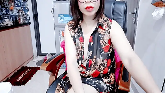 Miu-Le online show from 03-12-26, 07:45