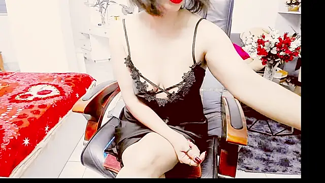Snapshot of Miu-Le chatting on 05-16-26, 07:40 Miu-Le online show from 05-16-26, 07:40