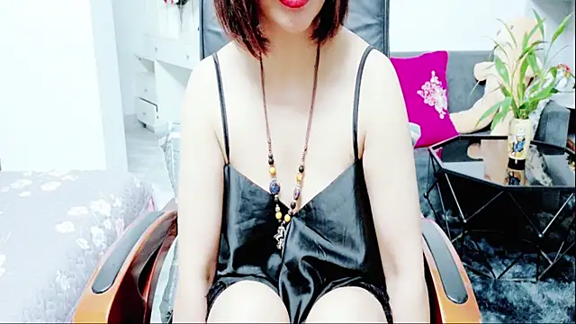 Snapshot of Miu-Le chatting on 06-30-26, 05:57 Miu-Le online show from 06-30-26, 05:57