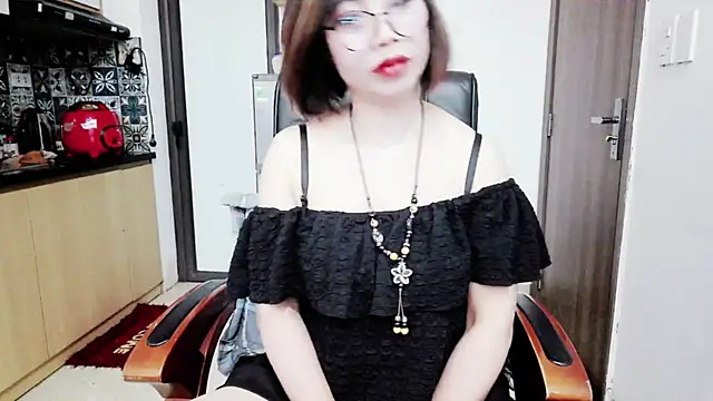 Miu-Le online show from 11-07-25, 09:36