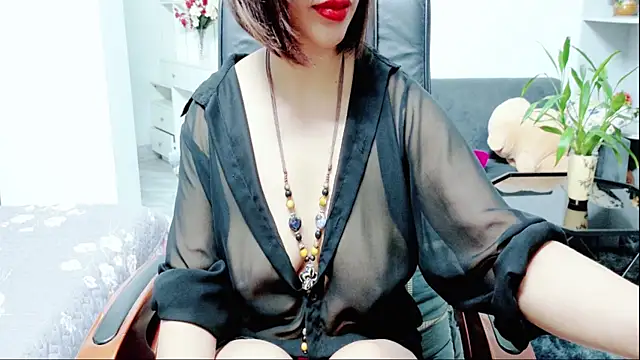 Snapshot of Miu-Le chatting on 07-01-26, 07:25 Miu-Le online show from 07-01-26, 07:25