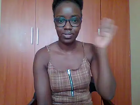 Snapshot of sexy_darleen23 chatting on 04-25-26, 10:18 sexy darleen23 online show from 04-25-26, 10:18