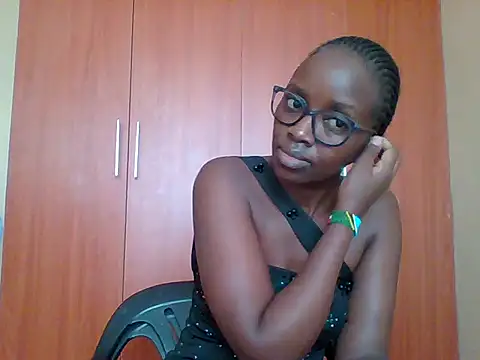 Snapshot of sexy_darleen23 chatting on 06-05-26, 08:42 sexy darleen23 online show from 06-05-26, 08:42