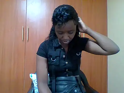 sexy darleen23 online show from 12-02-25, 09:00