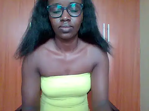 Snapshot of sexy_darleen23 chatting on 04-27-26, 08:56 sexy darleen23 online show from 04-27-26, 08:56
