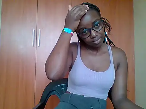 Snapshot of sexy_darleen23 chatting on 05-14-26, 08:44 sexy darleen23 online show from 05-14-26, 08:44