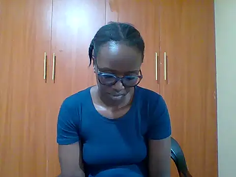 Snapshot of sexy_darleen23 chatting on 07-06-26, 03:03 sexy darleen23 online show from 07-06-26, 03:03