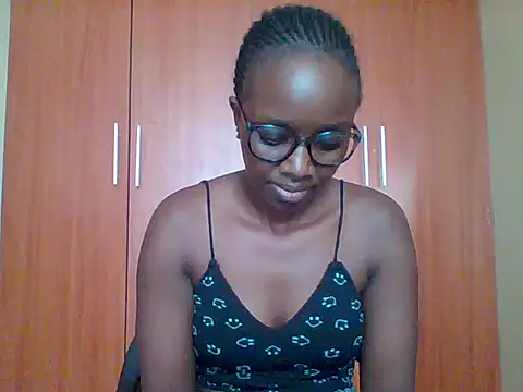Snapshot of sexy_darleen23 chatting on 06-11-26, 04:31 sexy darleen23 online show from 06-11-26, 04:31