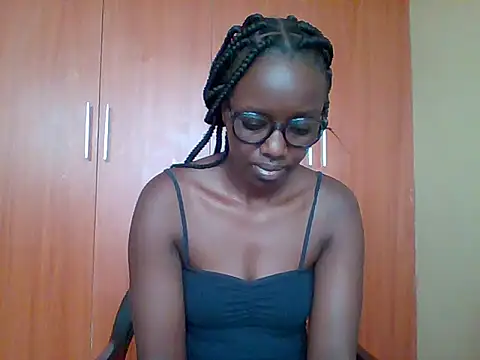 sexy darleen23 online show from 02-18-26, 09:50