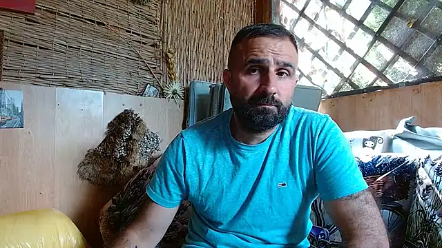 Snapshot of ivat80 chatting on 06-26-26, 02:01 ivat80 online show from 06-26-26, 02:01