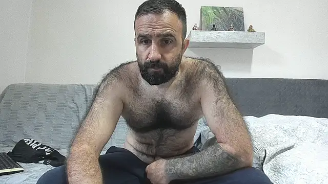 Snapshot of ivat80 chatting on 10-26-25, 05:41 ivat80 online show from 10-26-25, 05:41