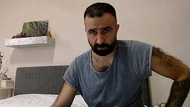 Snapshot of ivat80 chatting on 02-08-25, 09:24 ivat80 online show from 02-08-25, 09:24