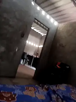 ferluiz1 online show from 04-14-26, 12:21