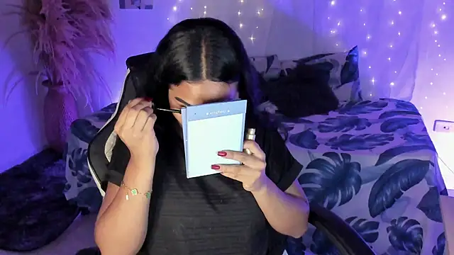 Riana Kean online show from 03-11-26, 02:05