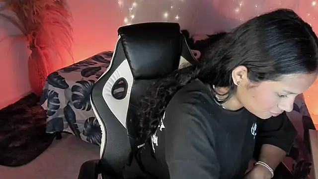 Riana Kean online show from 03-26-26, 02:10