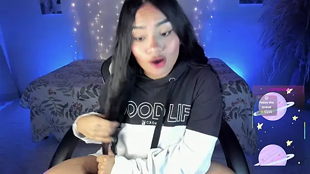 Riana Kean online show from 01-08-26, 02:06