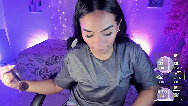 Riana Kean online show from 12-20-25, 12:13